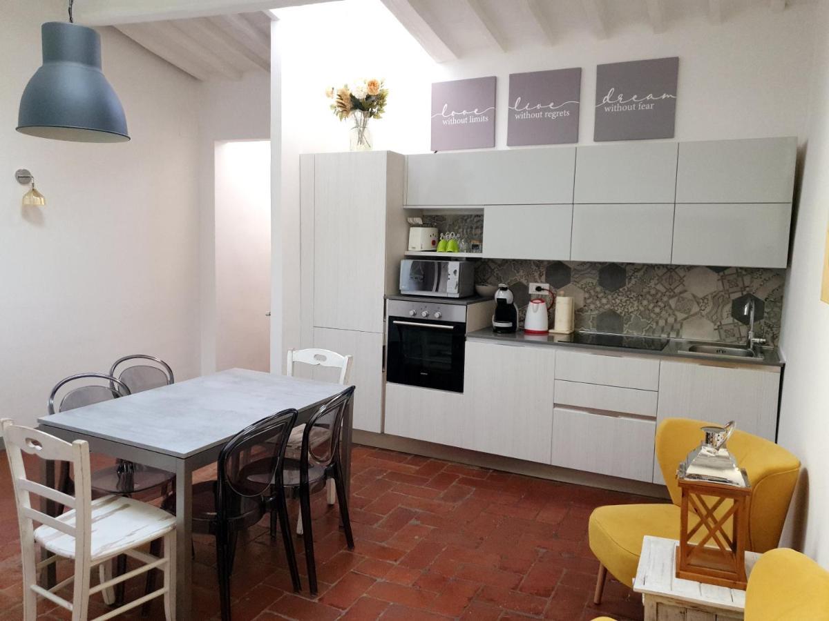 Apartment Mercato Near Santa Maria Novella Florence