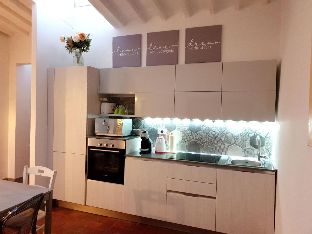 Apartment Mercato Near Santa Maria Novella Florence